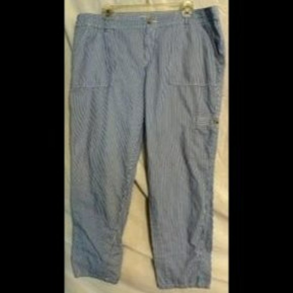 Liz Claiborne seersucker pant with front & side thigh pockets, size 14